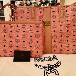 MCM tote with an individual pouch